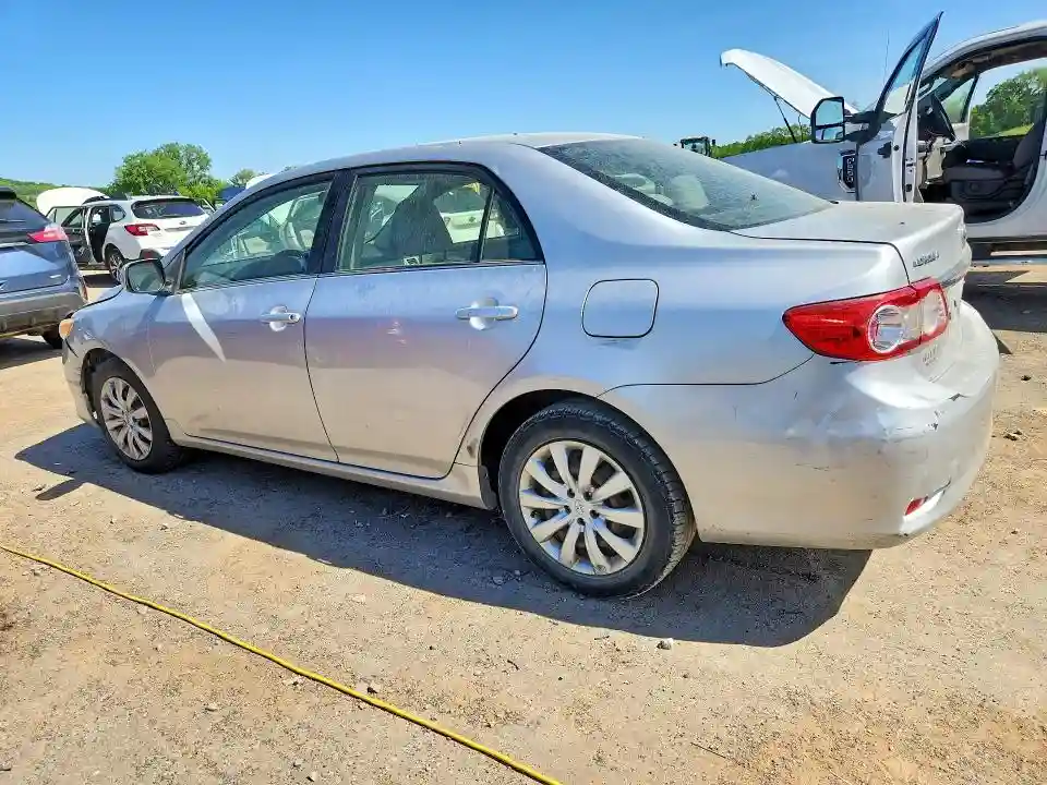 JTDBU4EE4DJ120568 2013 TOYOTA COROLLA-1