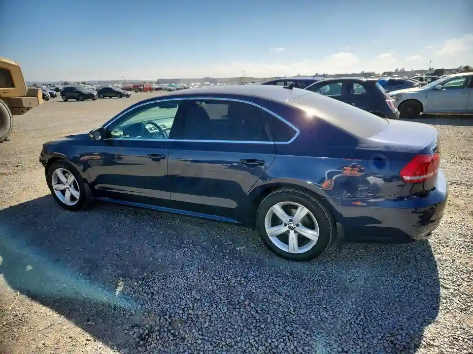 1VWBP7A3XEC007787 2014 VOLKSWAGEN PASSAT-1