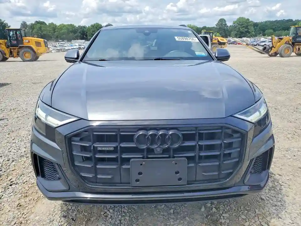 WA1EVAF15KD042165 2019 AUDI Q8-4