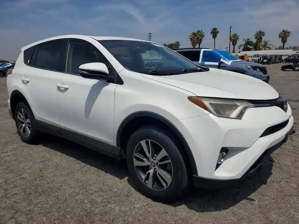 JTMWFREV1JJ730819 2018 TOYOTA RAV4-3