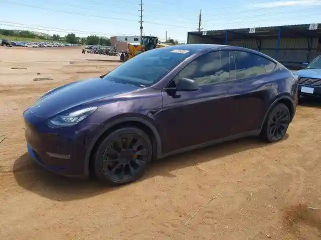 5YJYGDEE0MF088131 2021 TESLA MODEL Y-0