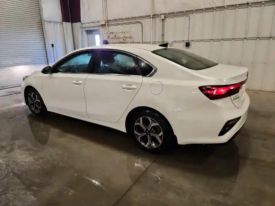 3KPF54AD8LE148686 2020 KIA FORTE-1
