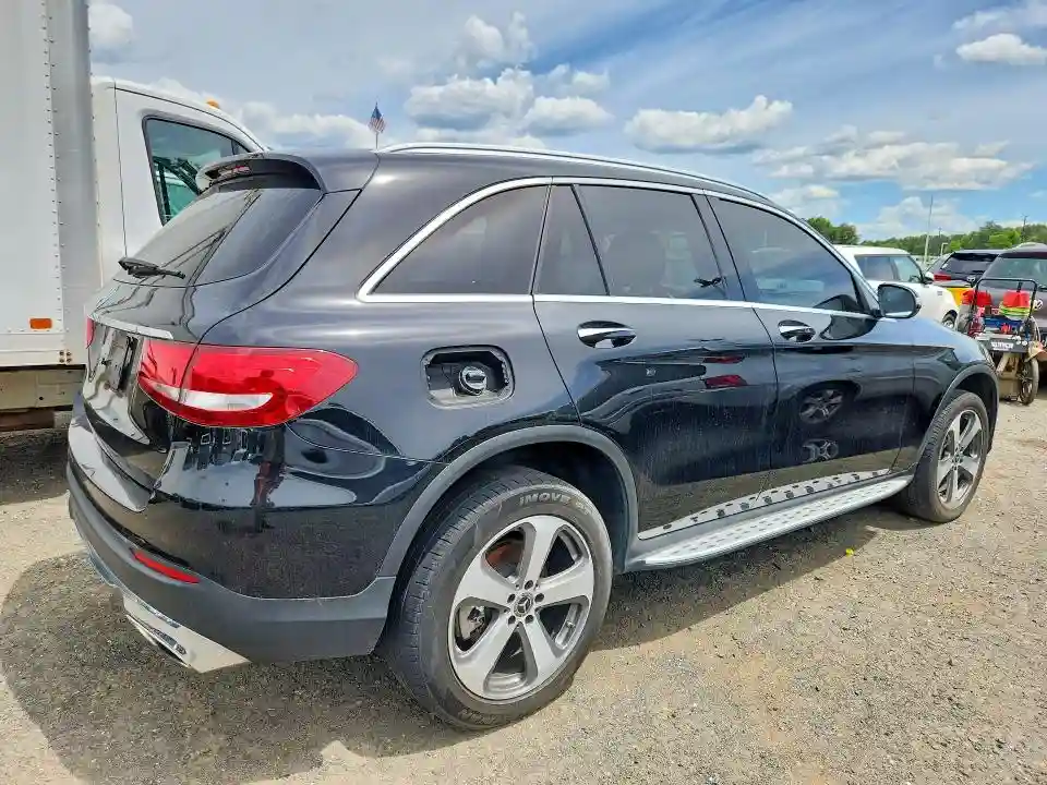 WDC0G4JB4JV022679 2018 MERCEDES-BENZ GLC-CLASS-2