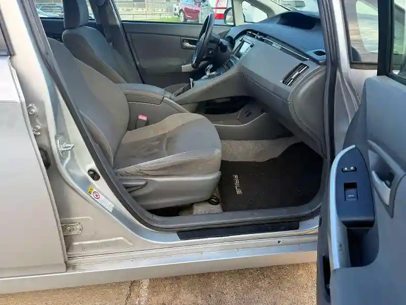 JTDKN3DU4B5341576 2011 TOYOTA PRIUS-4