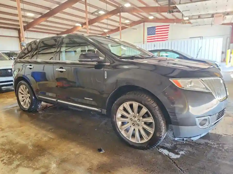 2LMDJ8JK0CBL18099 2012 LINCOLN MKX-3
