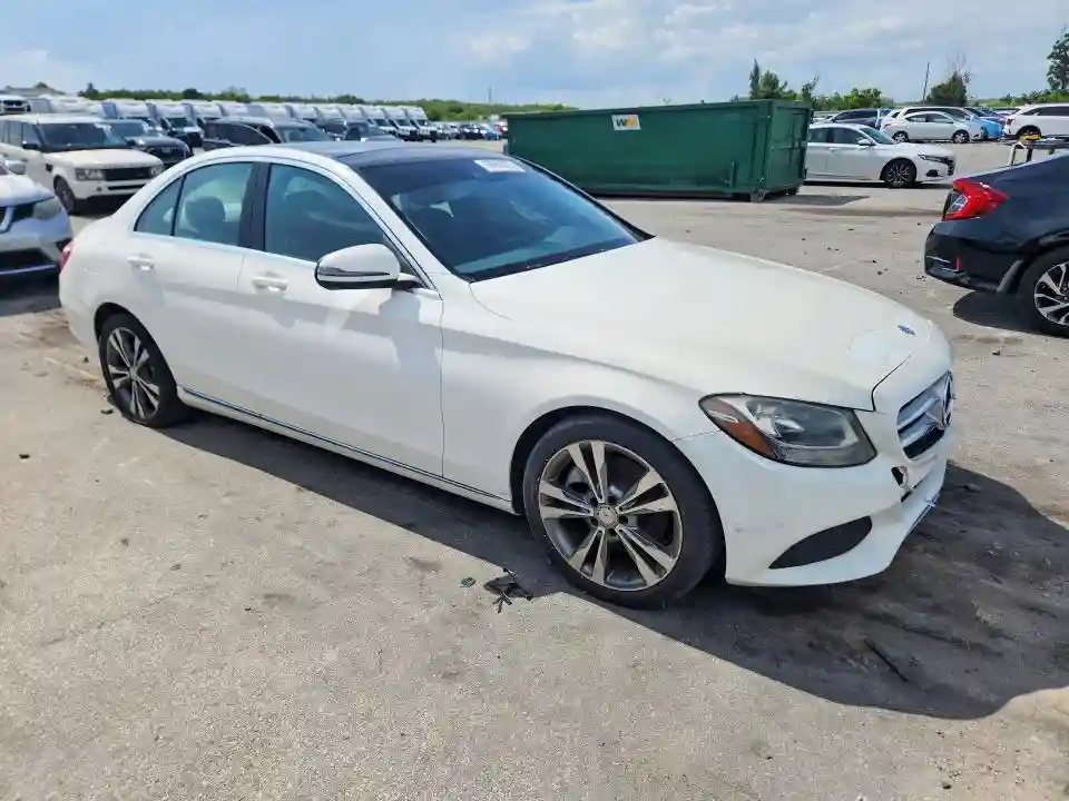 WDDWF4JB9HR252777 2017 MERCEDES-BENZ C-CLASS-3