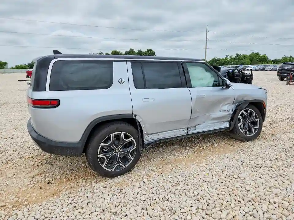 7PDSGBBA2SN052850 2025 RIVIAN RIS-2