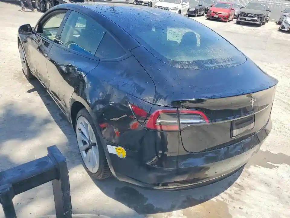 5YJ3E1EA7NF290882 2022 TESLA MODEL 3-1