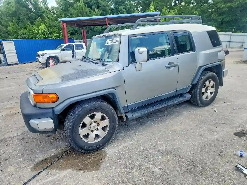 JTEZU4BF4AK008656 2010 TOYOTA FJ CRUISER-0