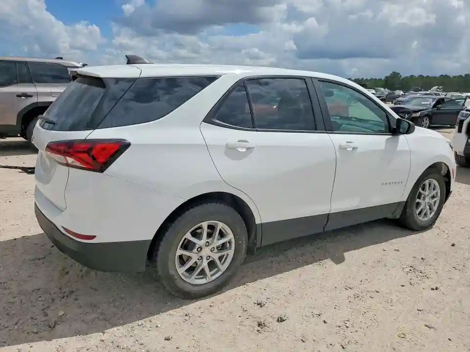 3GNAXHEV6NS102686 2022 CHEVROLET EQUINOX-2