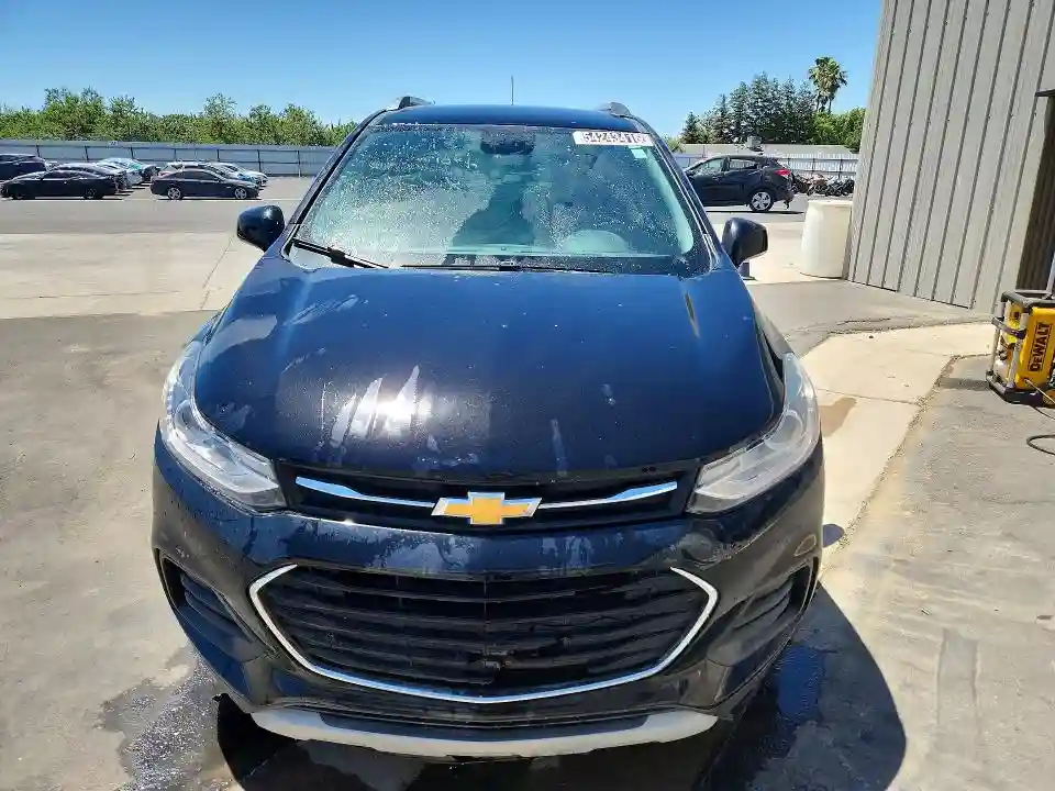 3GNCJLSB0KL371313 2019 CHEVROLET TRAX-4