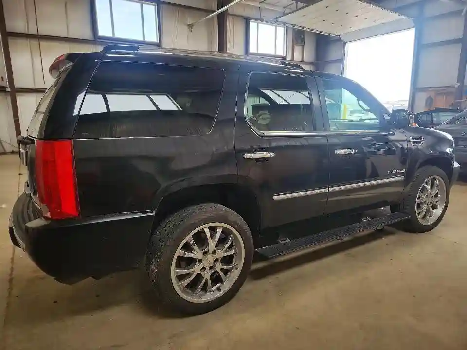 1GYS4BEF5BR194488 2011 CADILLAC ESCALADE-2