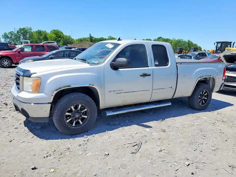 1GTSKVE35AZ155708 2010 GMC SIERRA-0