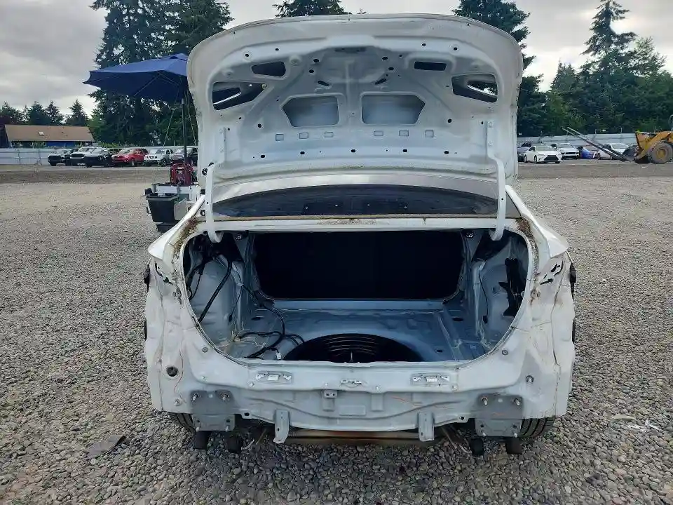 JM1BM1W74G1299620 2016 MAZDA 3-5