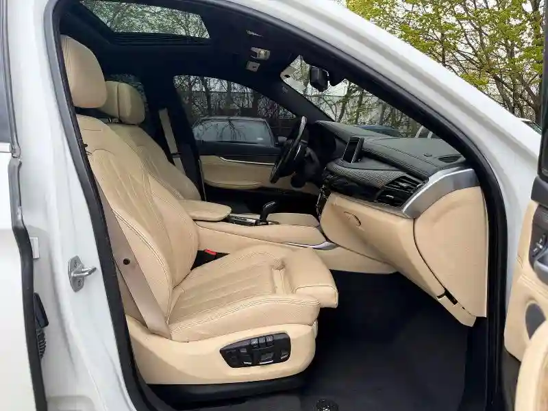 5UXKU6C37H0W38407 2017 BMW X6-4