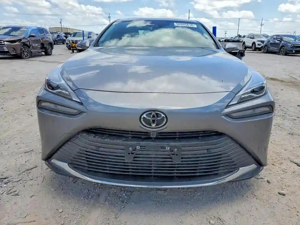 JTDAAAAA2PA008829 2023 TOYOTA MIRAI-4