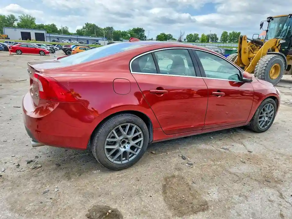 YV1612FSXD1212913 2013 VOLVO S60-2