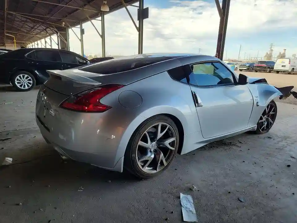 JN1AZ4EH1FM441205 2015 NISSAN 370Z-2