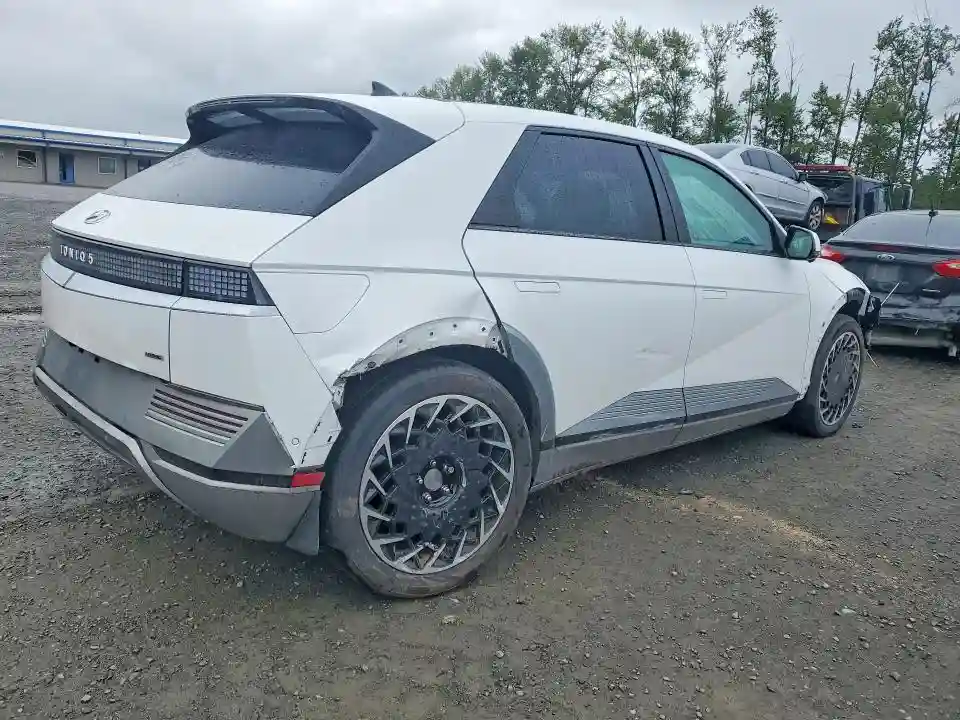 KM8KRDAF9PU123237 2023 HYUNDAI IONIQ-2