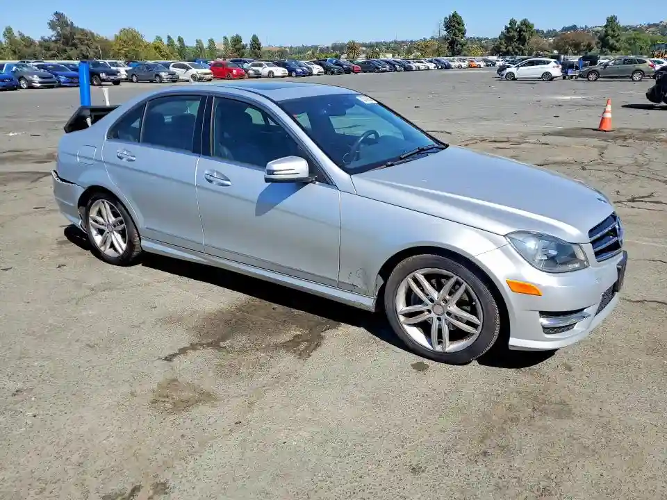 WDDGF4HB0EA955169 2014 MERCEDES-BENZ C-CLASS-3