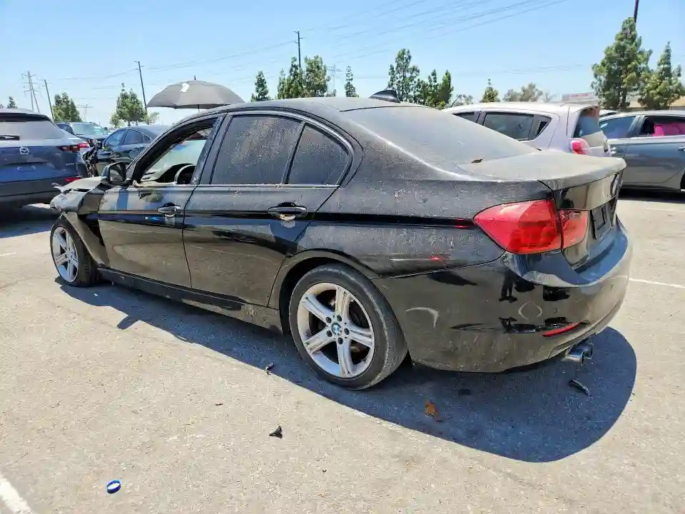 WBA3C1C58DF444261 2013 BMW 3 SERIES-1
