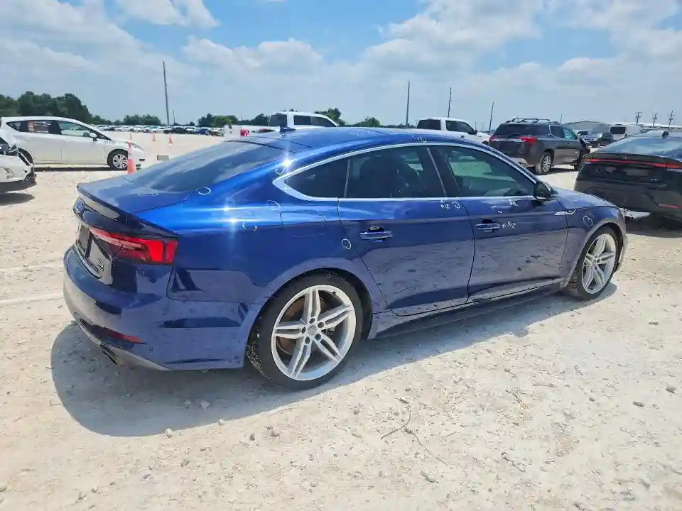 WAUENCF58JA117216 2018 AUDI A5-2
