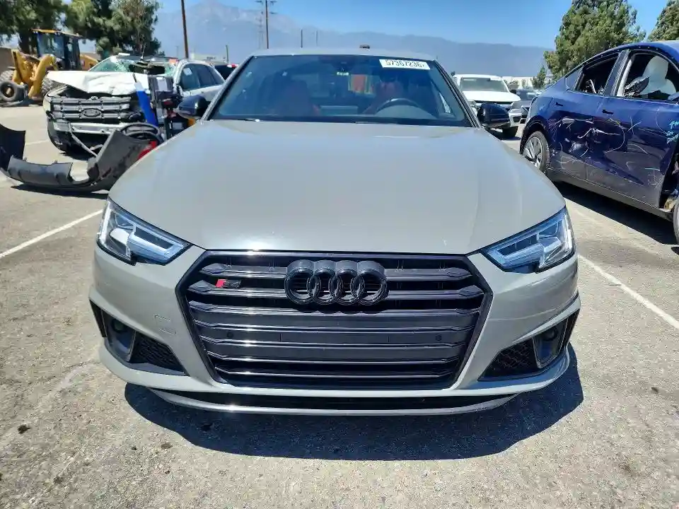 WAUB4AF48KA111368 2019 AUDI S4/RS4-4