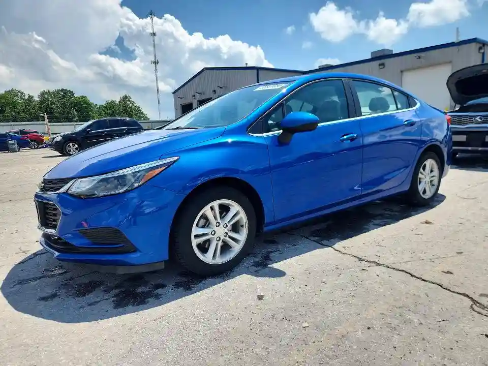 1G1BE5SM0J7236320 2018 CHEVROLET CRUZE-0