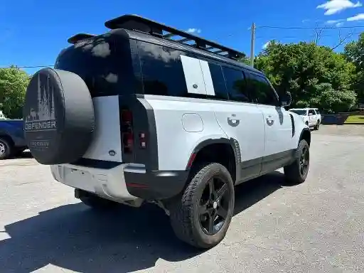 SALEP7RU1N2067288 2022 LAND ROVER DEFENDER-2