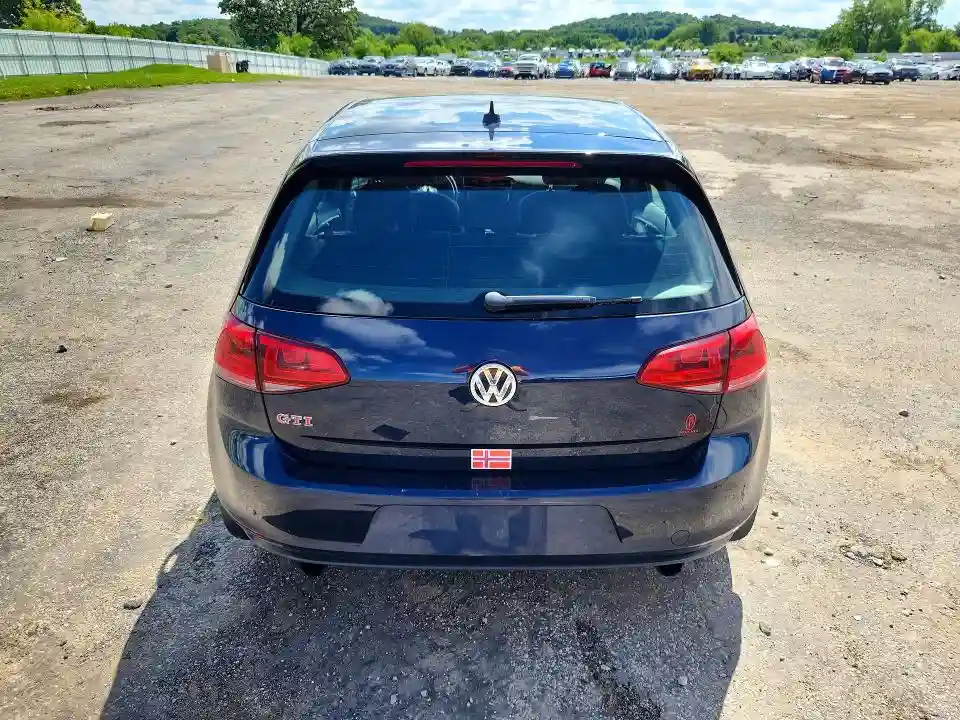 3VW547AU9HM022427 2017 VOLKSWAGEN GTI-5