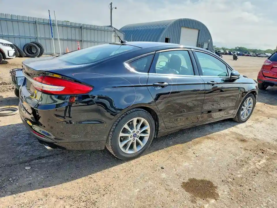 3FA6P0H73HR415466 2017 FORD FUSION-2