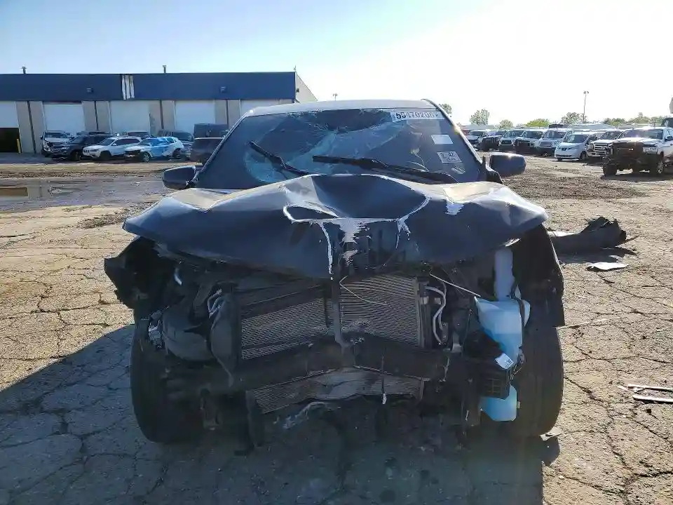 2GNAXKEV1L6170161 2020 CHEVROLET EQUINOX-4