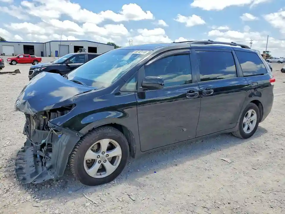 5TDKK3DC5BS097110 2011 TOYOTA SIENNA-0