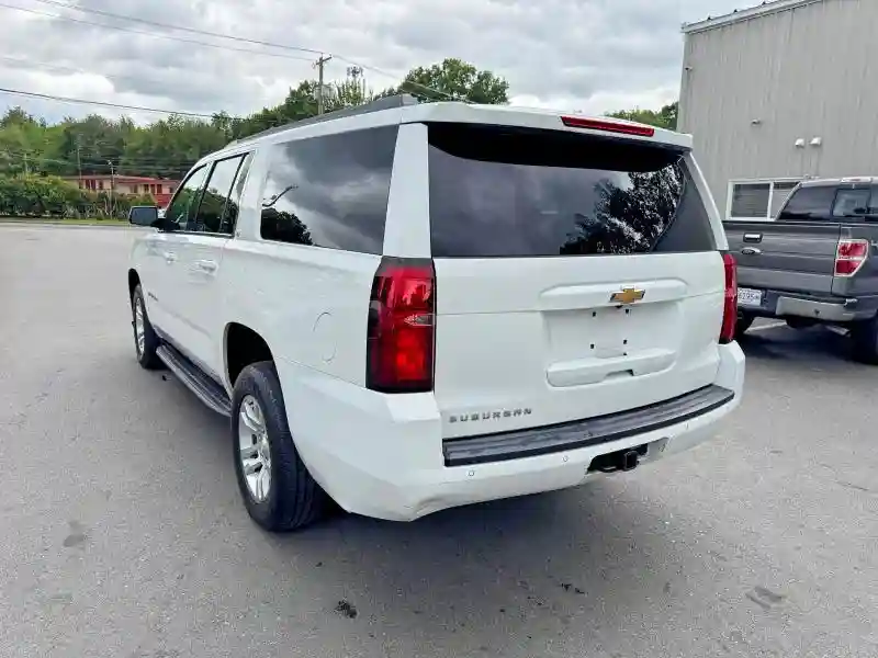 1GNSKHKC1KR273818 2019 CHEVROLET SUBURBAN-1