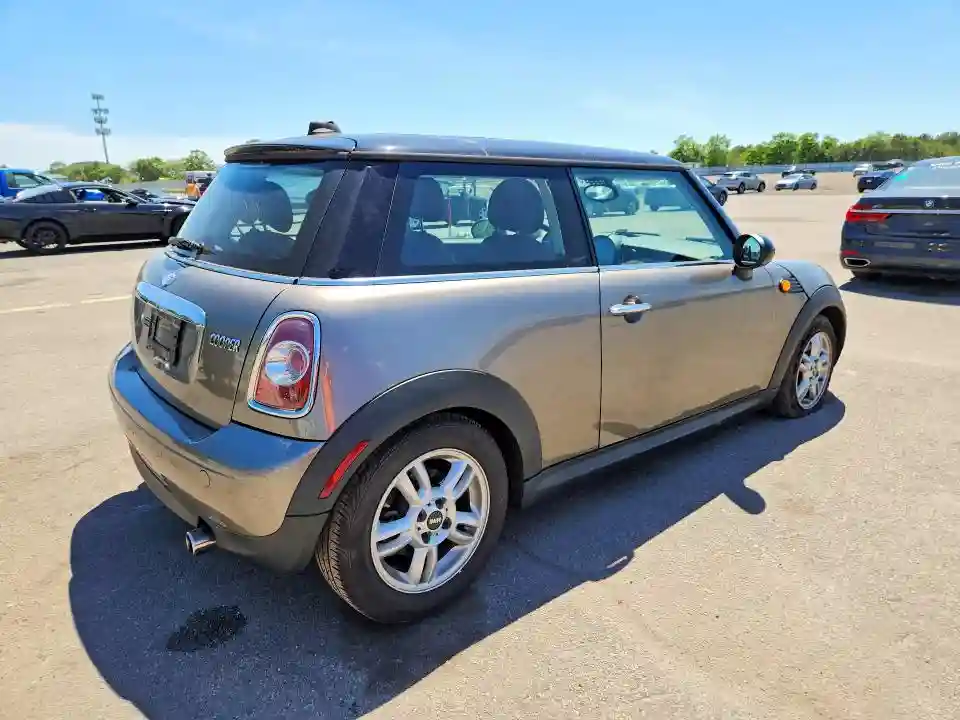 WMWSU3C5XCT255048 2012 MINI COOPER-2