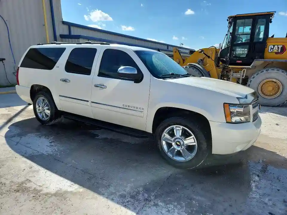 1GNUKKE3XAR159915 2010 CHEVROLET SUBURBAN-3
