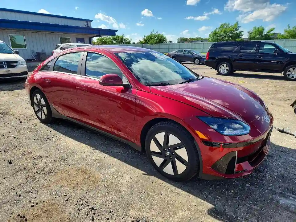KMHM24AC0RA080625 2024 HYUNDAI IONIQ 6 SE-3