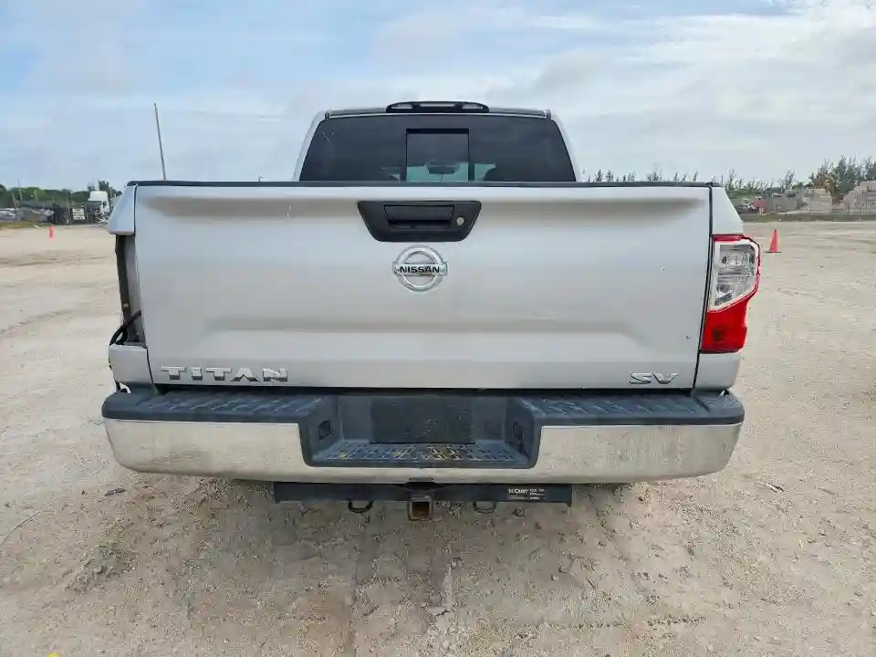1N6AA1EK2HN518012 2017 NISSAN TITAN-5