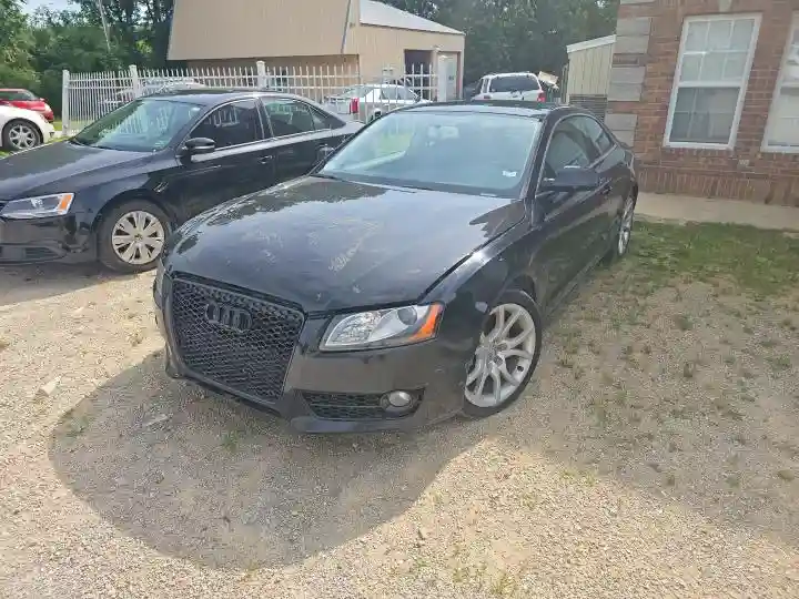 WAUCFAFR0BA026180 2011 AUDI A5-1