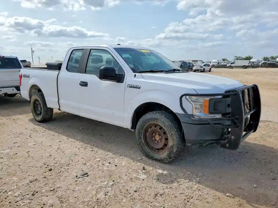 1FTFX1E56JKC23312 2018 FORD F150-3