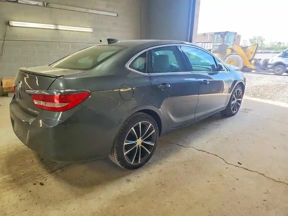 1G4PR5SK6H4121096 2017 BUICK VERANO-2