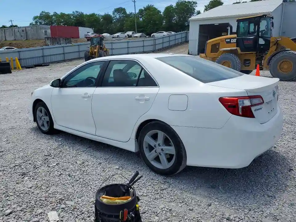 4T1BF1FK0CU113509 2012 TOYOTA CAMRY-1