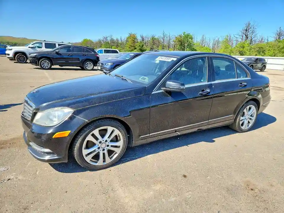 WDDGF4HB5DR273078 2013 MERCEDES-BENZ C-CLASS-0