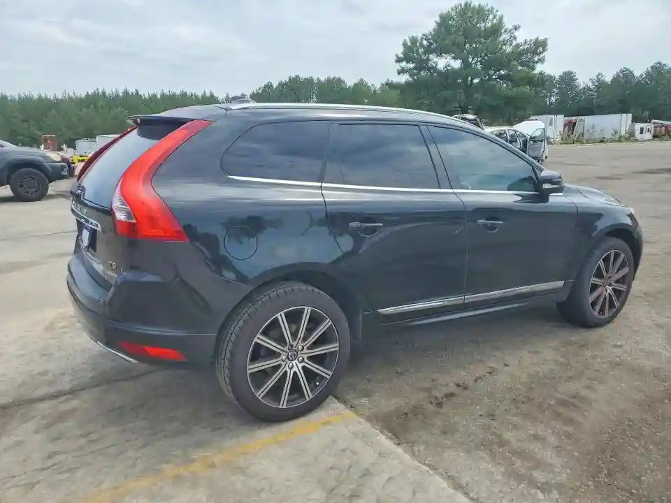 YV440MDK8G2787375 2016 VOLVO XC60-2