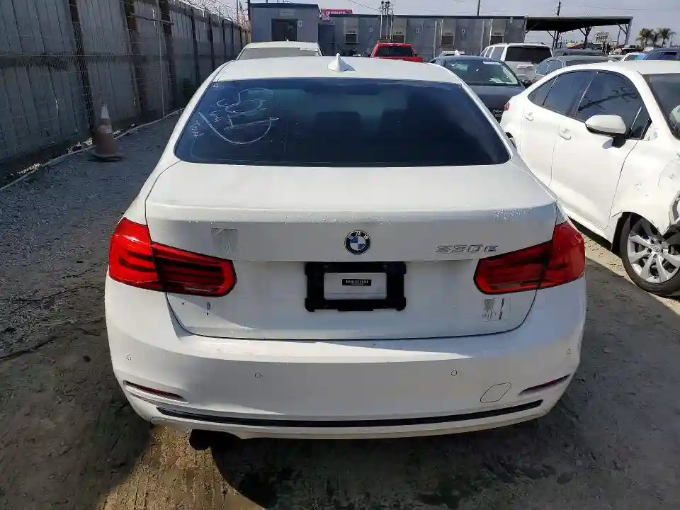 WBA8E1C32HA159282 2017 BMW 3 SERIES-5