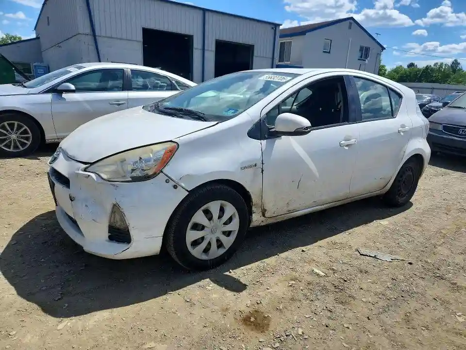 JTDKDTB31D1550572 2013 TOYOTA PRIUS-0