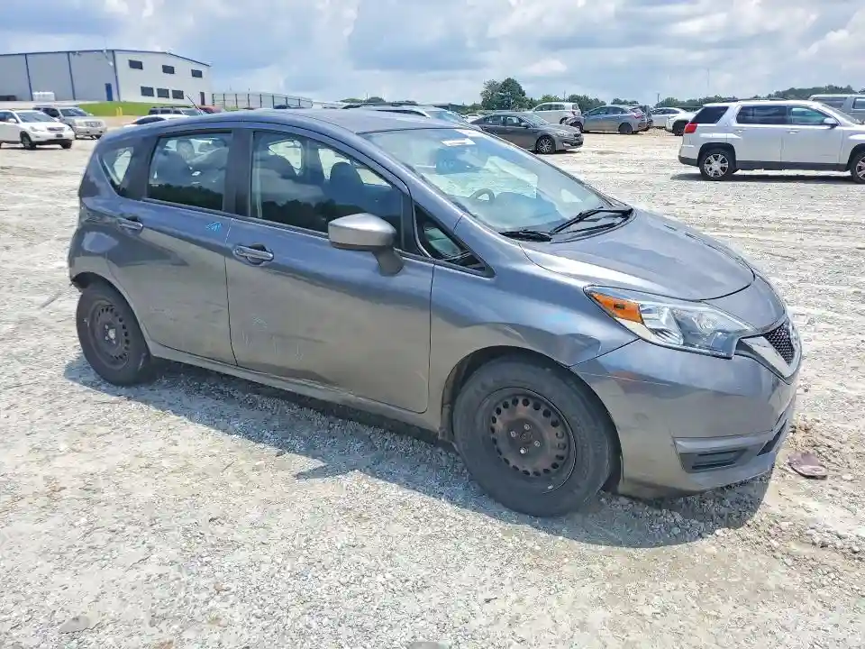 3N1CE2CP0JL361495 2018 NISSAN VERSA-3