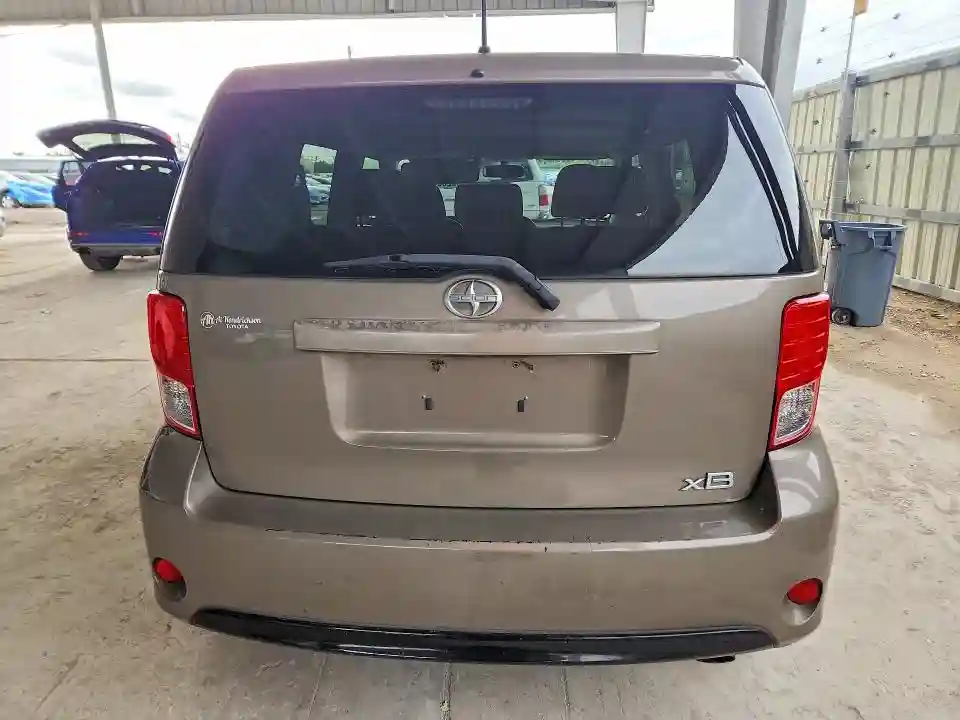 JTLZE4FE2DJ042144 2013 SCION XB-5