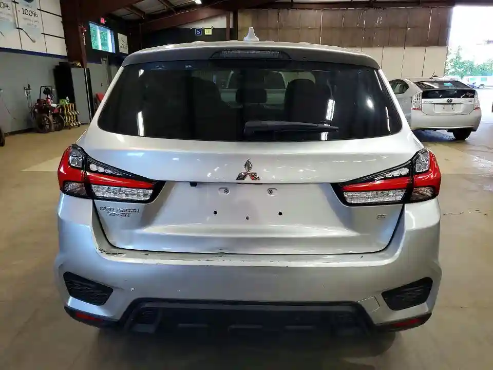 JA4ARUAU9MU022686 2021 MITSUBISHI OUTLANDER-5