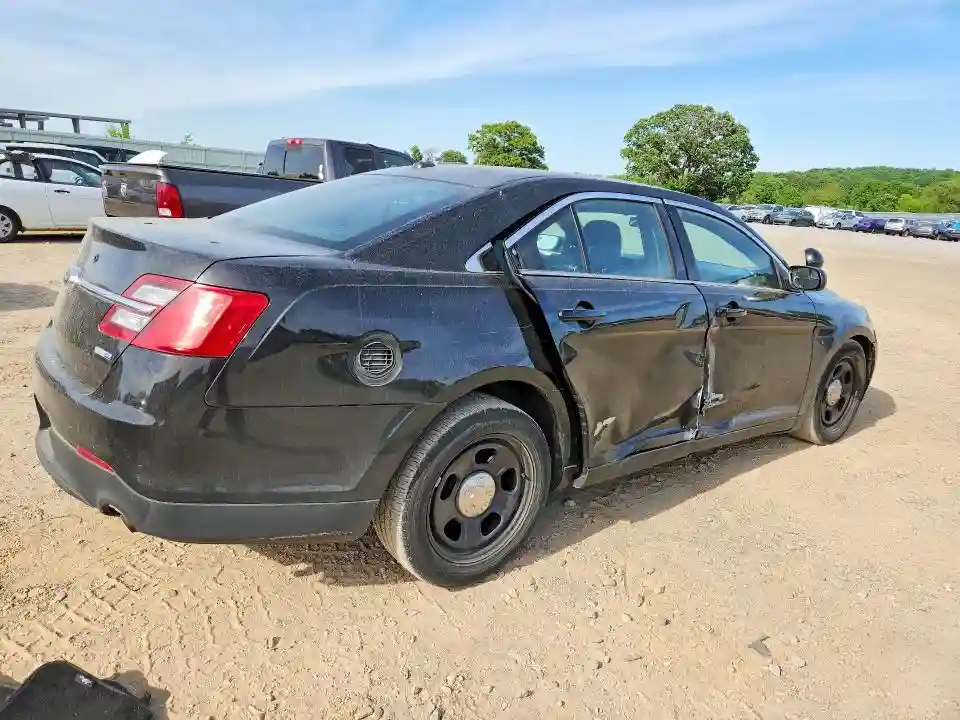 1FAHP2MK9JG117628 2018 FORD TAURUS-2